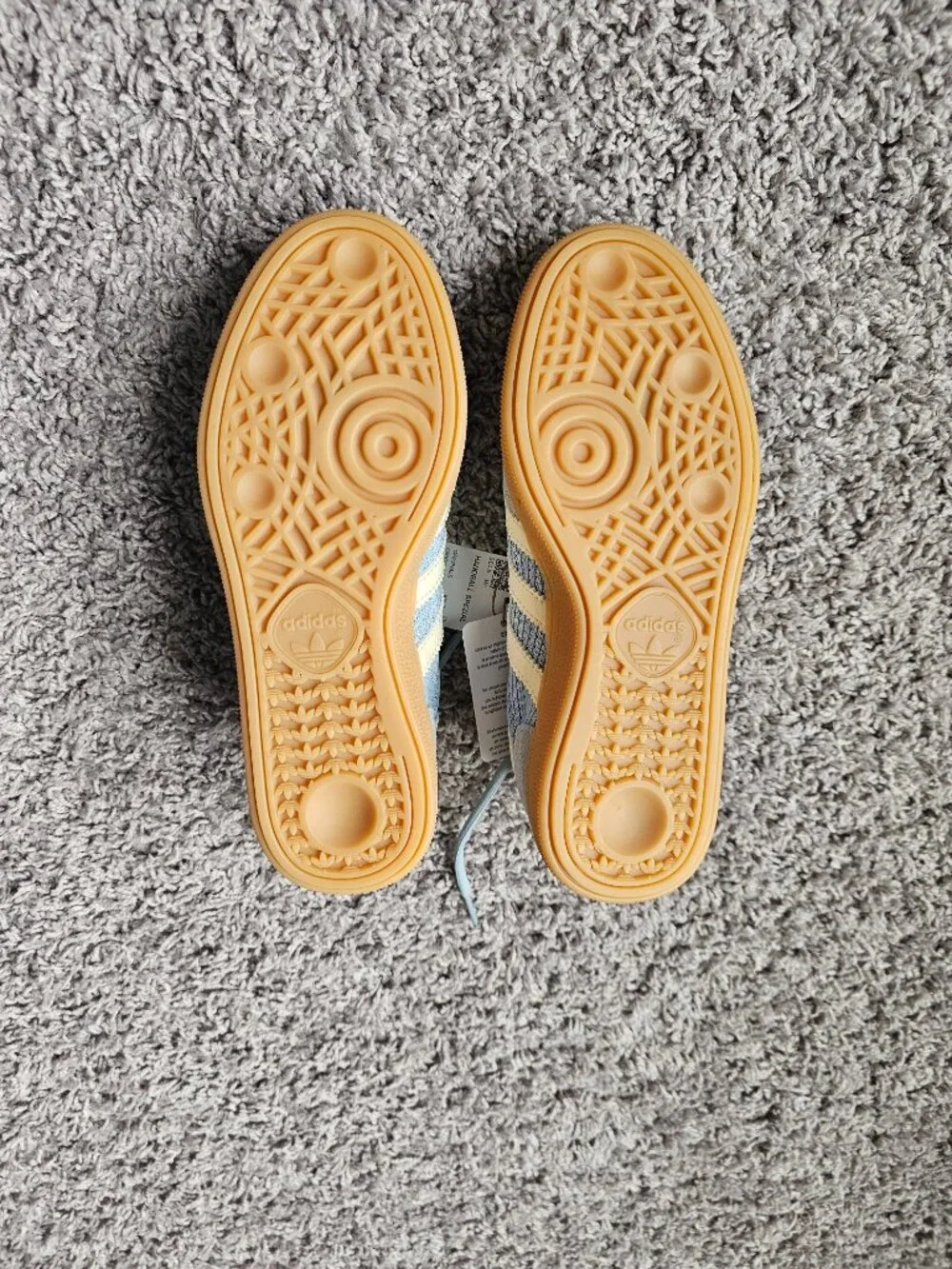 Adidas Handball Spezial shoes women's 5 in light blue